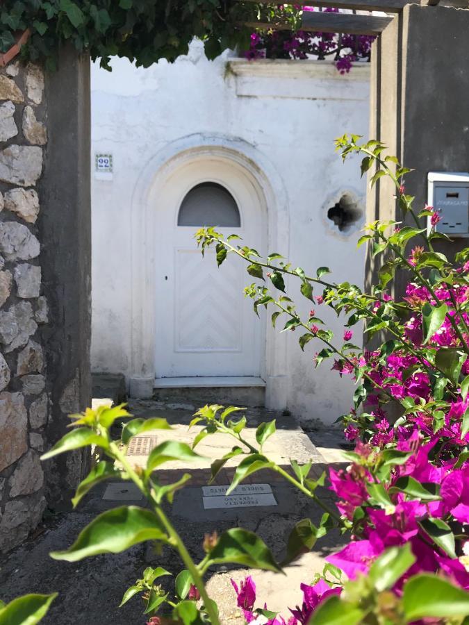 مبيت وإفطار كابري Casa Maddy المظهر الخارجي الصورة